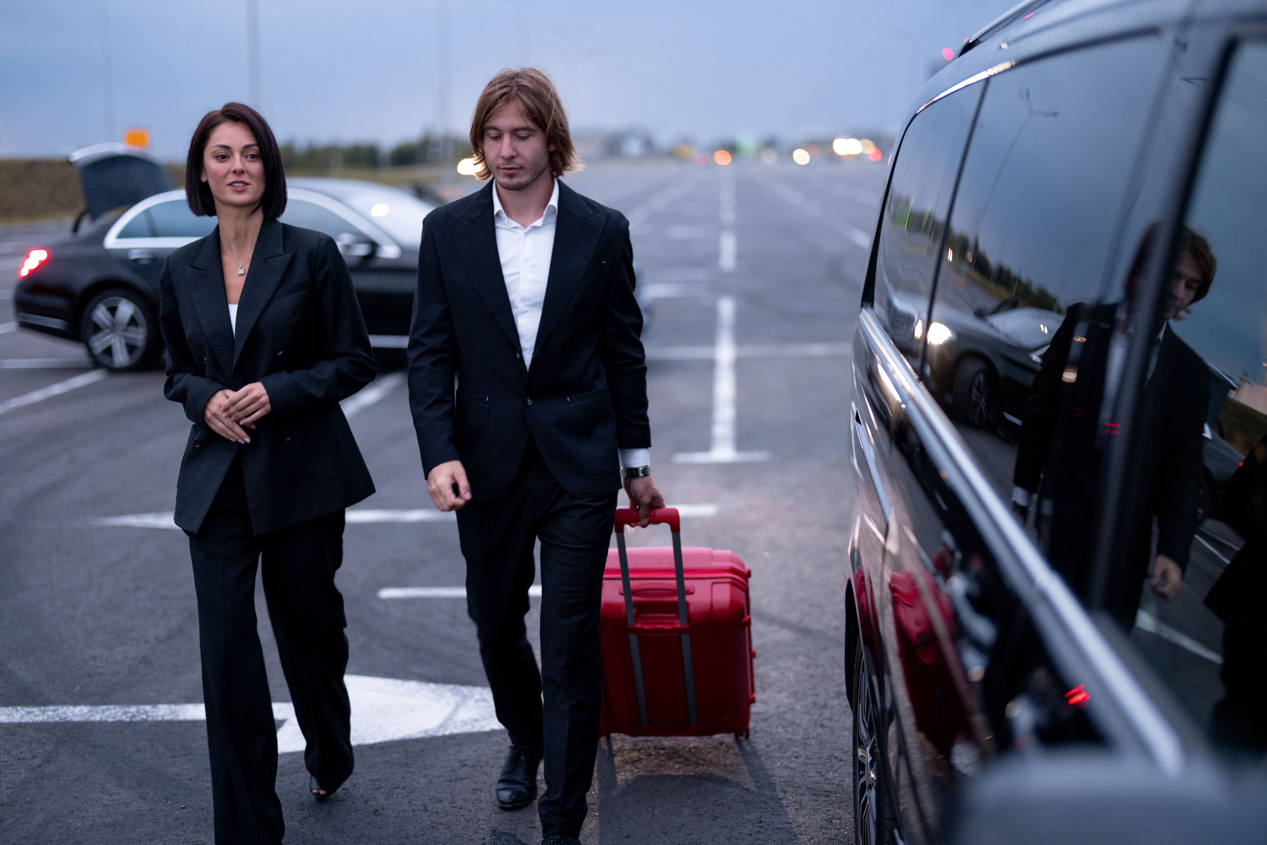 De ce serviciile de chirie auto Chișinău aeroport sunt mai avantajoase decât un taxi